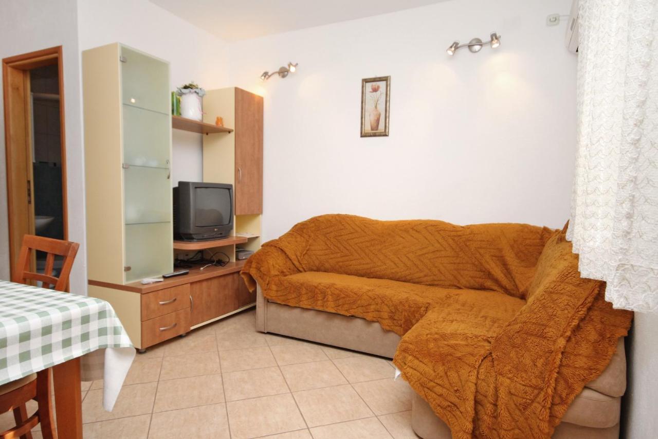 Apartments With A Parking Space Supetar, Brac - 6037 Exterior foto